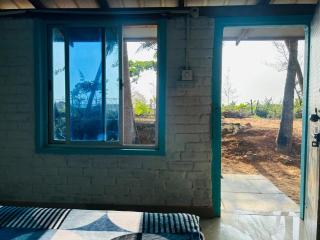 Sukhi Beach Cottage - 7