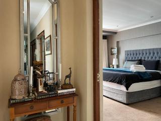 The Little Mongrel Deluxe Space Bryanston - 4