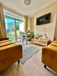 Enfield Contractor Base With Games Room - 0