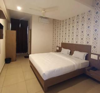 Hotel Janani Mansion - 5