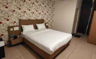 Hotel Janani Mansion - 2