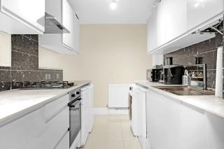 3 BR Flat-Shehpard bush-Sleeps 6 - 6