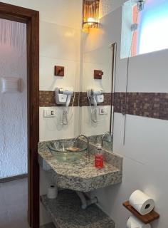 Estúdio com piscina - 5