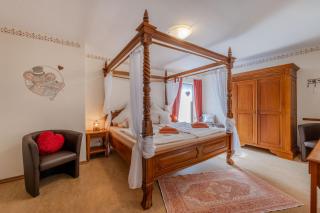 Hotel Am Eifelsteig - Neroth - 8