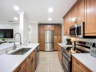 Siesta Key Paradise for Beach Lovers - 7