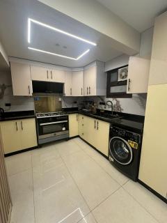 شقة مفروشة فى اقوى لوكشين فى المهندسين فيو حمامات سباحة نادى الترسانة موقع مميز وبقرب من جميع الخدمات - 4