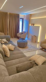 شقة مفروشة فى اقوى لوكشين فى المهندسين فيو حمامات سباحة نادى الترسانة موقع مميز وبقرب من جميع الخدمات - 1