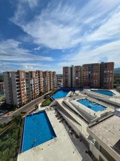 Espectacular Apto de 3 Habitaciones con piscina y parqueadero gratuito excelente relacion calidad precio - 6