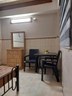 بيت الحجر - 2