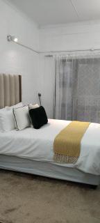 Urban stay with Exquisite Views & Big Balcony in Maboneng - 4