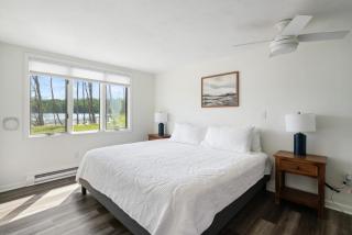 Quiet and Cozy Lakefront Home Near Mt Boyne - 1