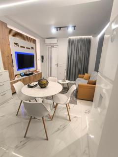 Alex Home Patras - 1