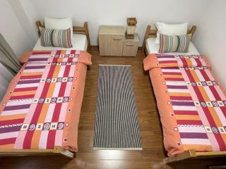 Sunny Apt II - FREE parking available upon request - 2