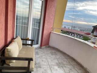 Sunny Apt II - FREE parking available upon request - 1