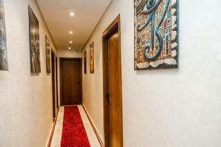 Superior Pyramids View - 2