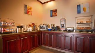 Best Western PLUS Executive Inn - Saint Marys - 2