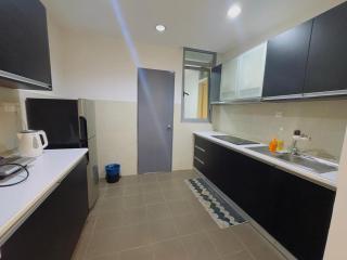STANDARD HOME Taragon Bukit Bintang - 9