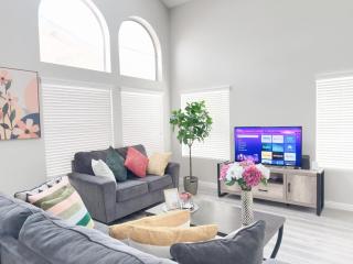 Pool House Newly Remodeled 3bed 3bath Near DT Summerlin and Red Rock - 7