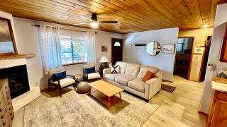 Cozy Cabin in Heber with a deck, fireplace and pet friendly - 9