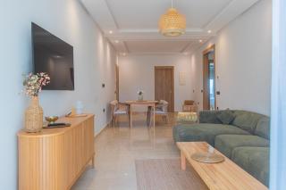 Urban Oasis Pool & Garden - 9