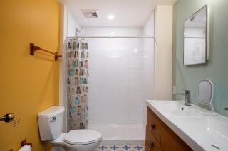 The Mushroom Manor B&B and Cedar Sauna - 2