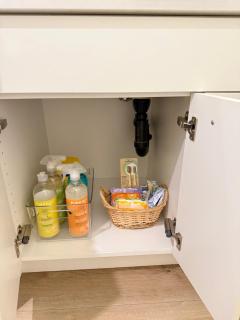 Cozy basement retreat in Rosewood - 3