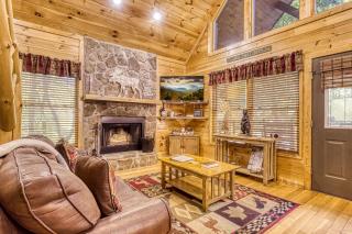 Starry Night Cabin in Wears Valley just minutes from Cades Cove - 8