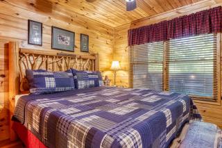 Starry Night Cabin in Wears Valley just minutes from Cades Cove - 7