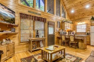 Starry Night Cabin in Wears Valley just minutes from Cades Cove - 3