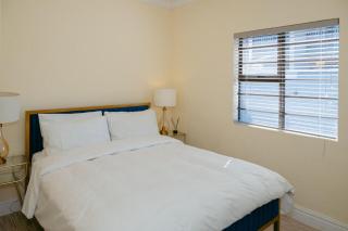 Lovely and Peaceful 3 bedroom house - Kapstadt - 8