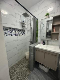 Amado Apartelle 1 Tagaytay - 7