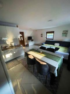 Vikendica sa bazenom Cazin Pecigrad - 6