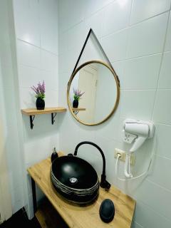 Tbilisi Heart Apartment - 7