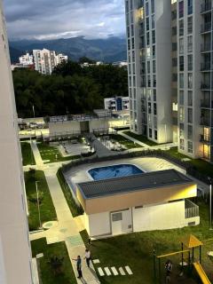 Golden Stays - Vista a la Montaña - 3