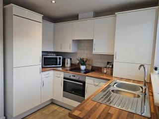 Spacious 3-Storey Home from Home in Hetton le Hole - 7