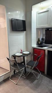 essential big house - 3