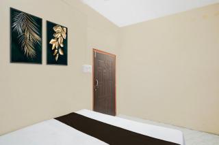 SPOT ON Hotel Bkr Rooms - 4