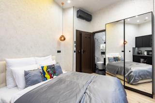 Ultra Central - Stylish Studio - 8