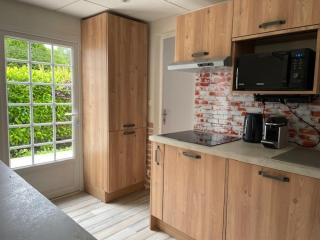 Chaleureuse maison indépendante, tout confort, avec grand jardin - 1