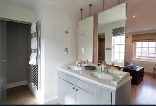 Rare find, beautiful home on Chelsea Green - 9