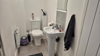 The Aylesbury Home Retreat - 3-Bed Home with Garden & Parking - 1