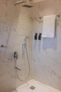 Zephyr Luxury 2BHK With Private Jacuzzi Nr Anjuna - 4