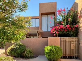 10 Room ScottsdaleResortVillas by AmericanVacationliving - 5