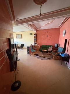 Apparemment à 100 mètres du complexe de fes - 3