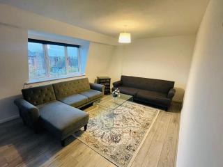 London Road, Headington, OX3 7RD - 0