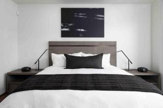 Luxurious Modern Masterpiece in Uptown Sedona - 7