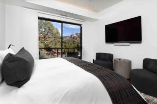 Luxurious Modern Masterpiece in Uptown Sedona - 5