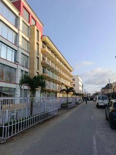 Heart of lekki luxury - 8