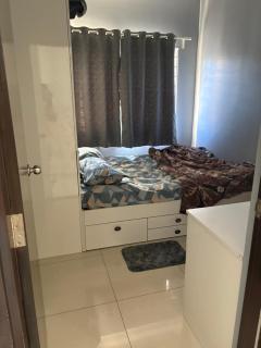 2BHK fully furnished apartment in a posh society - 5