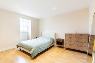E1 Loft-Spacious 3BR 2BA near City & Canary Wharf - 3